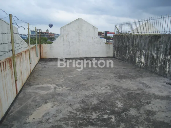 image RUKO 3.5 LANTAI DI BATAM CENTER (4)