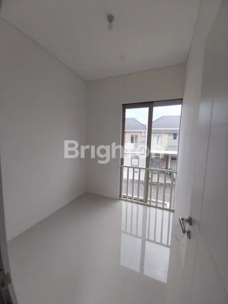 image RUMAH SIAP HUNI GREENLAND-MENGANTI GRESIK (6)