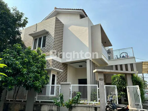 image VILLA BINTARO REGENCY (2)