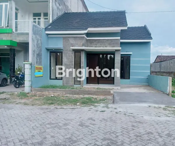 image RUMAH BARU DI MOJOROTO KOTA KEDIRI (1)