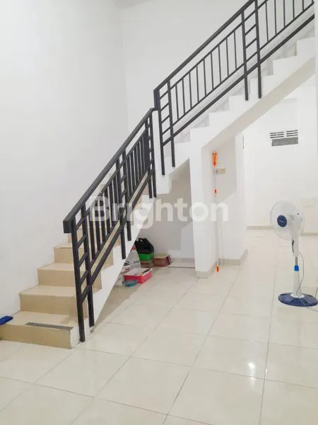 image RUMAH MINIMALIS 2LANTAI GUNUNG ANYAR (3)