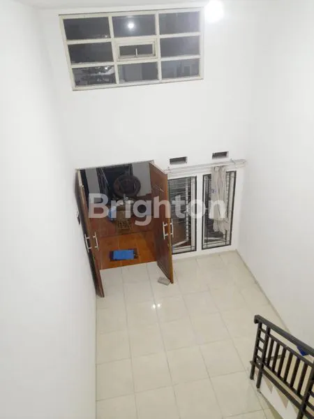 image RUMAH MINIMALIS 2LANTAI GUNUNG ANYAR (6)