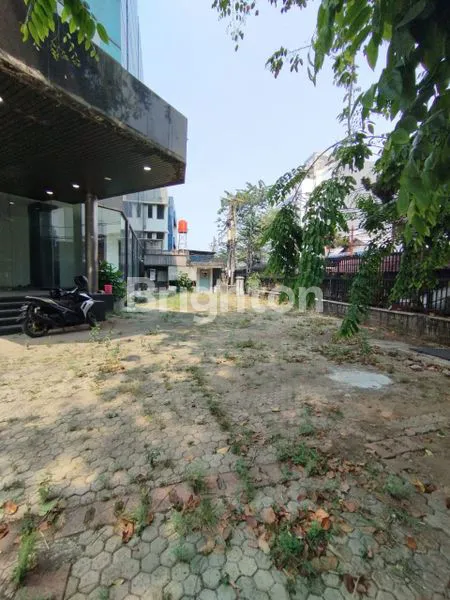 image GEDUNG KANTOR - MAMPANG PRAPATAN (2)