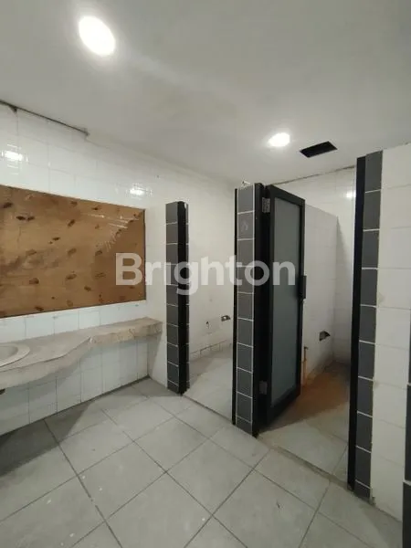 image GEDUNG KANTOR - MAMPANG PRAPATAN (8)