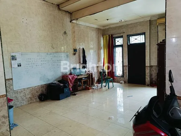 image KOMPLEK PADANG HIJAU (4)