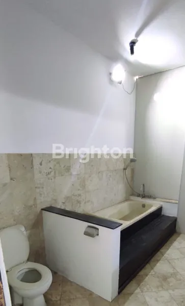 image JARANG ADA, RUMAH DI KODYA, DENGAN PEMANDANGAN GUNUNG (6)