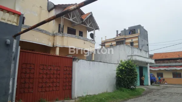 image RUMAH 2LT DI PERUM SIDOTOPO (1)