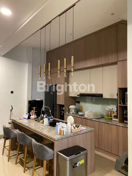 image RUMAH BAGUS DAN MEWAH DI SUTERA FERONIA ALAM SUTERA BSD (2)