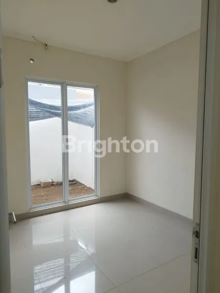 image RUMAH CLUSTER MONTEVERDE DI CITRALAND CIBUBUR KONDISI 1 LANTAI TERAWAT PLUS KANOPI (4)