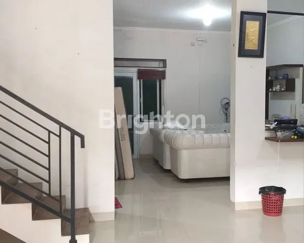 image DI JUAL RUMAH RAPI TERAWAT (4)
