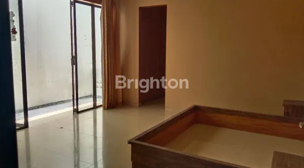 image RUMAH DIMANAHAN, SIAP PAKAI KONDISI ISTIMEWA, COCOK UTK SULTAN MUDA (7)