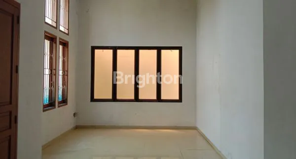 image RUMAH DIMANAHAN, SIAP PAKAI KONDISI ISTIMEWA, COCOK UTK SULTAN MUDA (8)