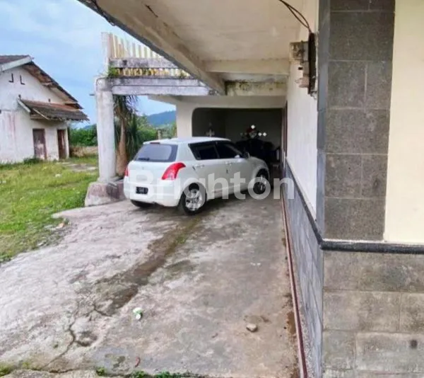 image RUMAH BAGUS MURAH JUAL CEPAT POROS JLN STRATEGIS DI PASURUAN (4)