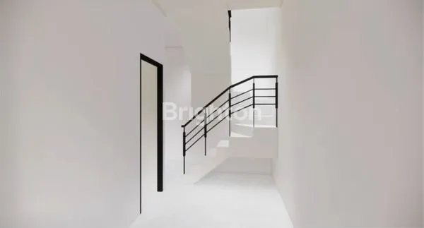 image HANYA 750 JUTA DAPAT RUMAH DI DALAM KOTA SURABAYA , RUMAH 2 LANTAI MINIMALIS SCANDINAVIAN, STRATEGIS DEKAT SURAMADU KENJERAN PASAR ATUM ITC MEGA GROSIR SURABAYA PLAZA GALAXY MALL (6)