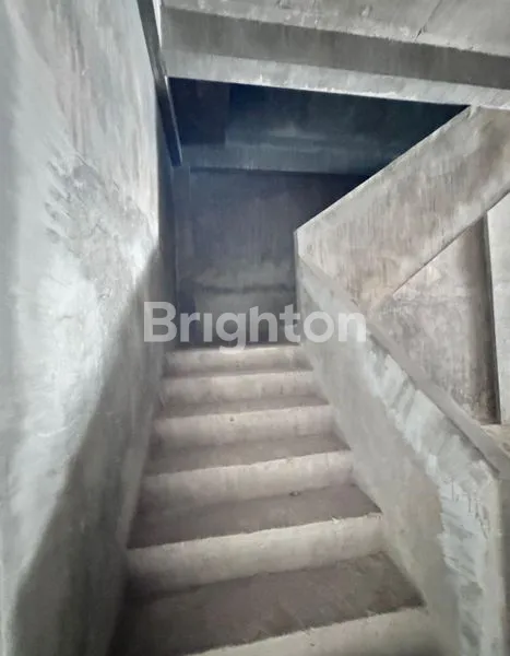 image RUKO STRATEGIS GANDENG 3 PINGGIR JL BESAR  (5)