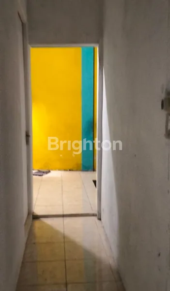 image RUMAH 2 LANTAI MEDOKAN SAWAH TIMUR (3)