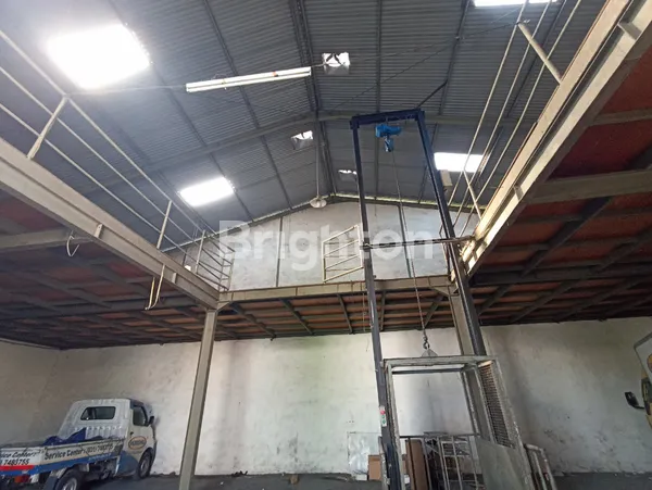 image GUDANG ANTROPOLIS ONE GATE ADA RANGKA ATAS 2 LANTAI (4)