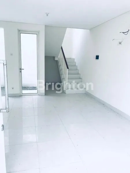 image SEWA MURAH LOKASI STRATEGIS DEKAT TENGAH KOTA ! SEWA GRAND PAKUWON (1)