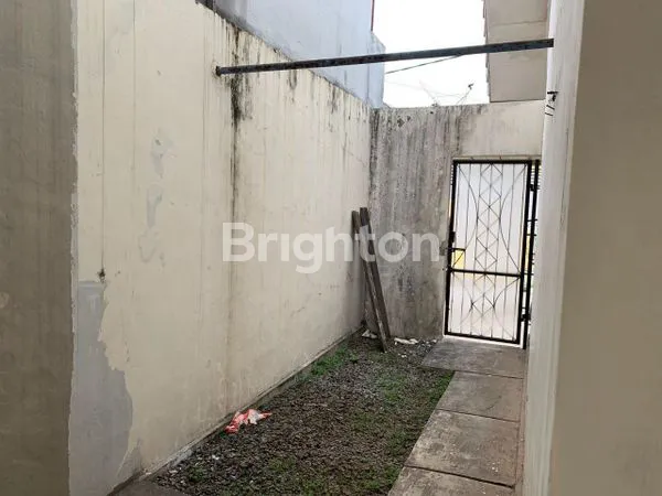 image RUMAH SIAP HUNI DI VILLA 5 (4)