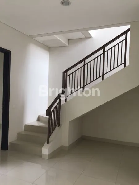 image RUMAH RAPI SIAP HUNI THE EMINENT ILLUSTRIA BSD CITY (3)