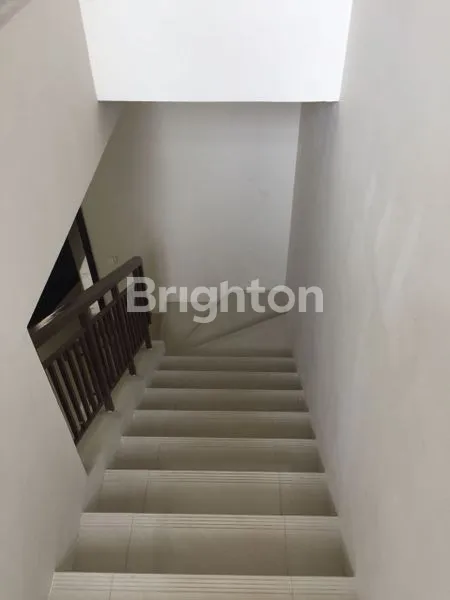 image RUMAH RAPI SIAP HUNI THE EMINENT ILLUSTRIA BSD CITY (4)