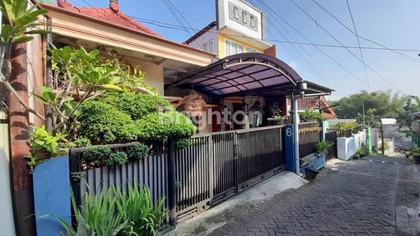 image TURUN HARGA !!! RUMAH 1,5 LANTAI 8 KT COCOK UNTUK KOS-KOSAN DI JL. TELUK CENDRAWASIH  ARJOSARI, KEC. BLIMBING, KOTA MALANG (1)