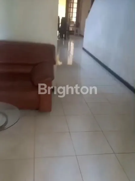 image RUMAH DENGAN LINGKUNGAN NYAMAN DI PANTAI MENTARI (2)