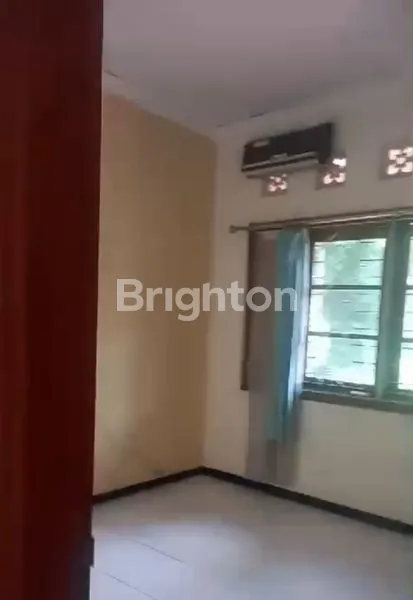 image RUMAH DENGAN LINGKUNGAN NYAMAN DI PANTAI MENTARI (7)