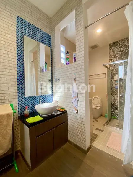 image TURUN HARGA JUAL CEPAT RUMAH MEWAH SIANTAN RAYA CENGKARENG (7)