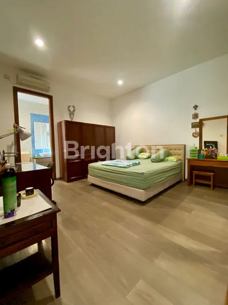 image TURUN HARGA JUAL CEPAT RUMAH MEWAH SIANTAN RAYA CENGKARENG (8)