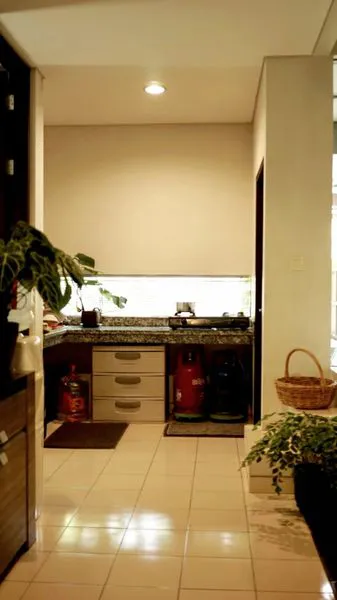 image RUMAH MEWAH FULLY FURNISHED DI PALAGAN SARIHARJO MONJALI NGAGLIK SLEMAN DAERAH ISTIMEWA YOGYAKARTA (3)