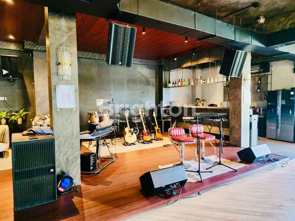 image SEWA LOKASI USAHA, BISA DIJADIKAN RESTORAN, KANTOR, KTV,ETC KAWASAN STRATEGIS, GANDARIA, JAKARTA SELATAN. DEKAT GANDARIA CITY (1)