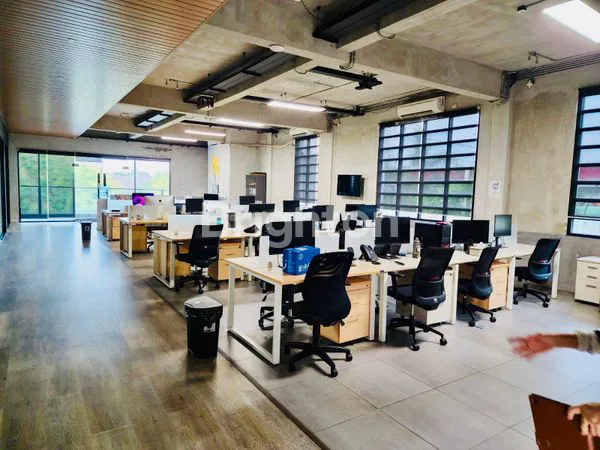 image SEWA LOKASI USAHA, BISA DIJADIKAN RESTORAN, KANTOR, KTV,ETC KAWASAN STRATEGIS, GANDARIA, JAKARTA SELATAN. DEKAT GANDARIA CITY (2)