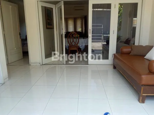 image SURABAYA PUSAT LINGKUNGAN TENANG (1)