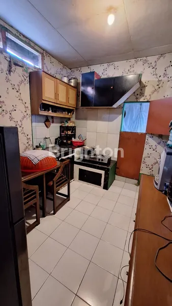 image RUMAH SIAP HUNI LOKASI SANGAT STRATEGIS DI PERBATASAN CIMAHI BANDUNG (4)