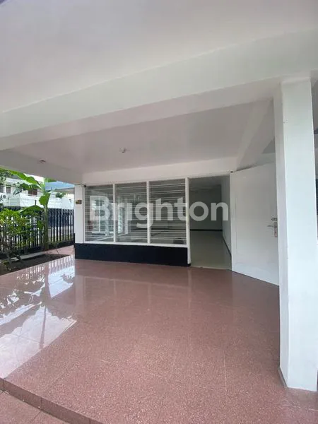 image DIJUAL RUMAH USAHA RAYA LANGSEP , MALANG (8)