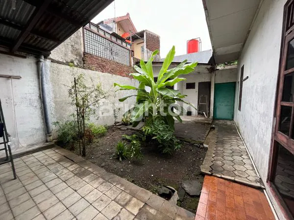 image RUMAH 1 LANTAI SEMI FURNISHED STRATEGIS DEKAT PINTU TOL KLODRAN (8)