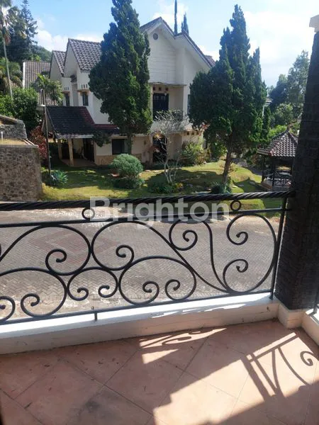 image VILLA MEWAH JUAL CEPAT 2 LT VIEW MENAWAN DI KOTA BATU (5)