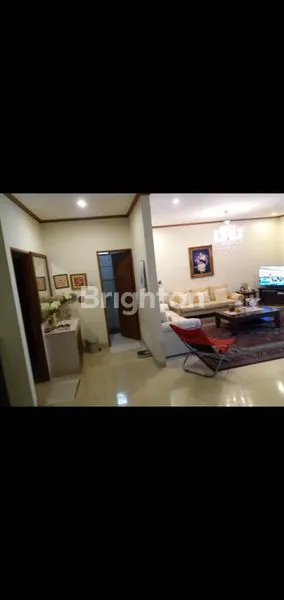 image RUMAH CANTIK DI LEBAK BULUS (4)