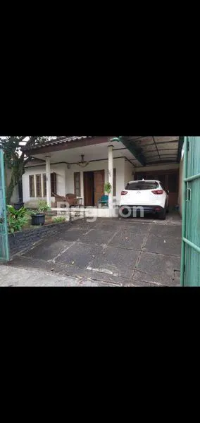 image RUMAH CANTIK DI LEBAK BULUS (1)