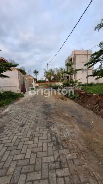 image TANAH KAVLING SIAP BANGUN DI PERUMAHAN BANDARA BURING KOTA MALANG (1)