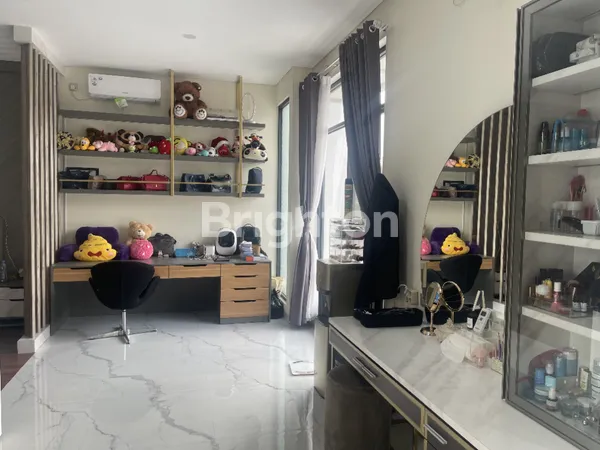 image RUMAH SIAP PAKAI TENGGILIS (7)