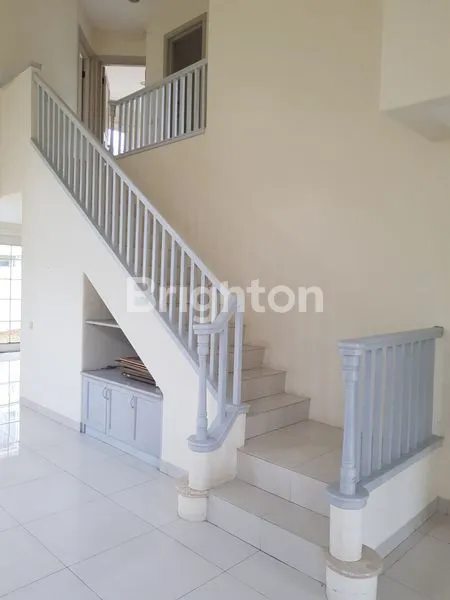 image RUMAH SIAP HUNI SRIWIJAYA GOLF LIPPO CENTRAL LIPPO KARAWACI (1)