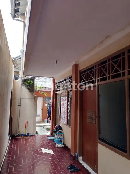 image RUMAH KOS AKTIF LOKASI STRATEGIS  SUMURBOTO (7)