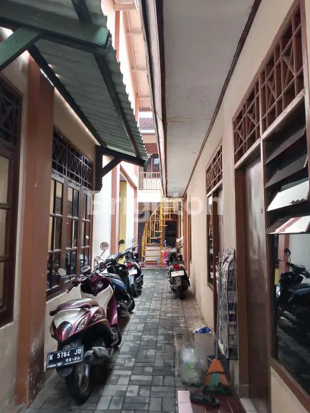 image RUMAH KOS AKTIF LOKASI STRATEGIS  SUMURBOTO (1)