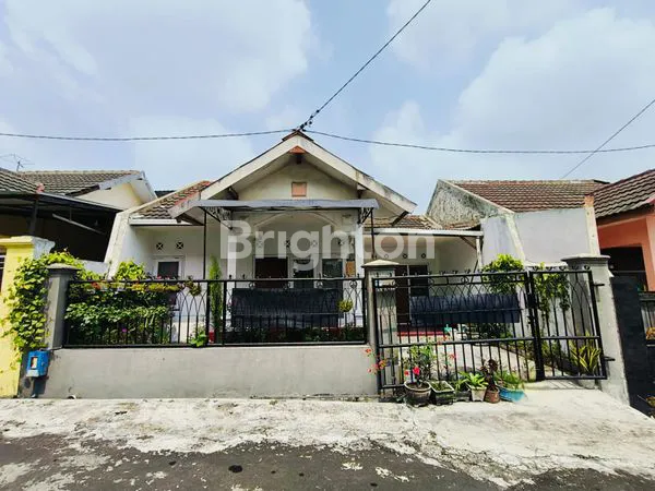 RUMAH 1 LANTAI DI SULFAT AGUNG
