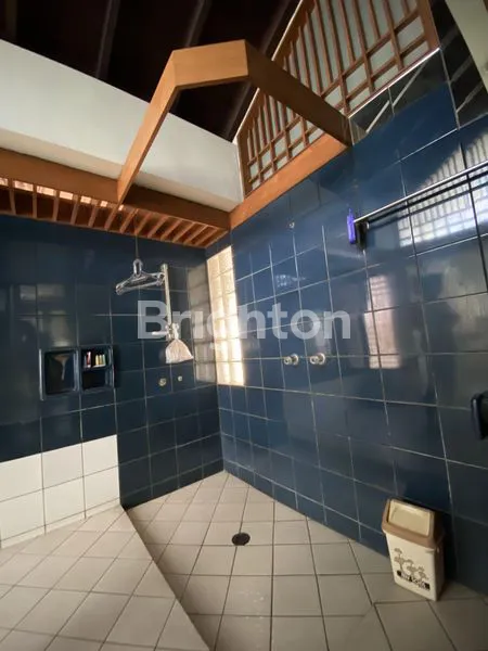 image RUMAH DESIGN KAYU INTERCON KEBUN JERUK JAKARTA BARAT (4)