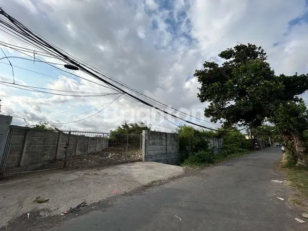 image TANAH DEPAN PANTAI PADANG GALAK 2100 M2 DI KAWASAN SANUR BALI (3)