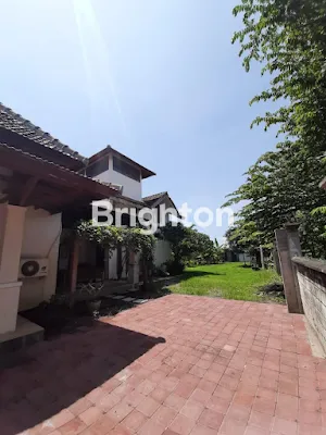 image RUMAH VILLA DEKAT CANGGU CLUB BALI (4)