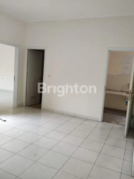 image RUMAH BARU SIAP HUNI SUVARNA SUTERA (3)